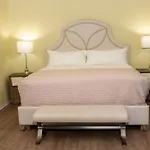 Sky\'S Villa Resort