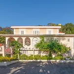 Jasmine Inn