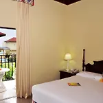 Rooms On The Beach Negril