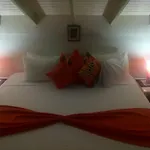 Chrisanns Beach Villa Serene