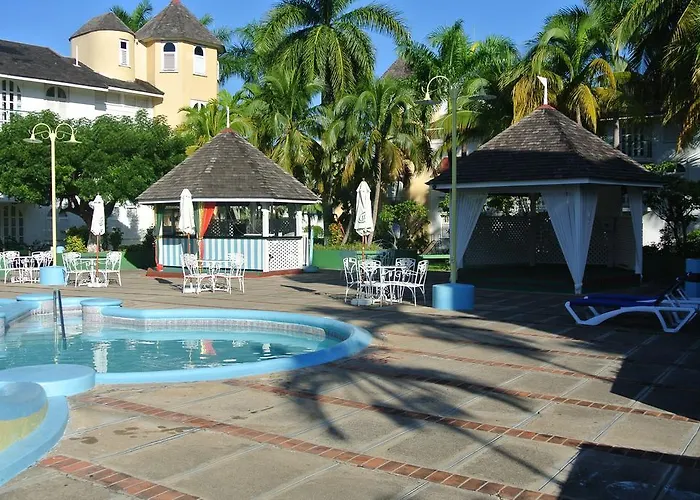 Beach Studio 18