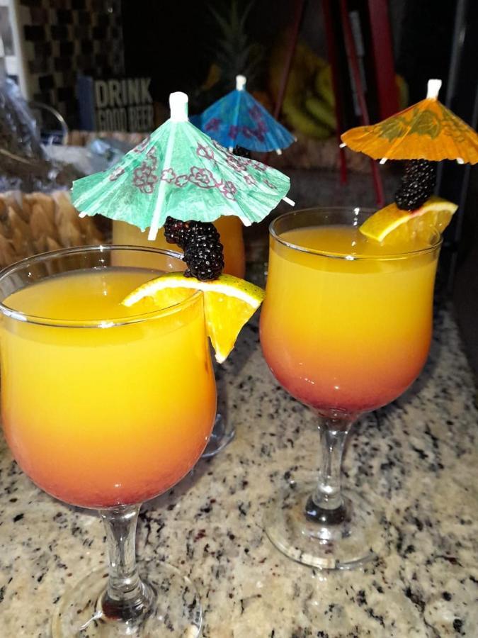 Marvettes Hideaway Villa Whitehouse