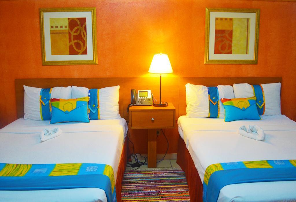 Suites Hotel Ocho Ríos