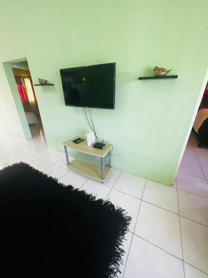 Greenskies Tower Isles Jamaica - 1&2 Bedrooms Saint Maryʼs