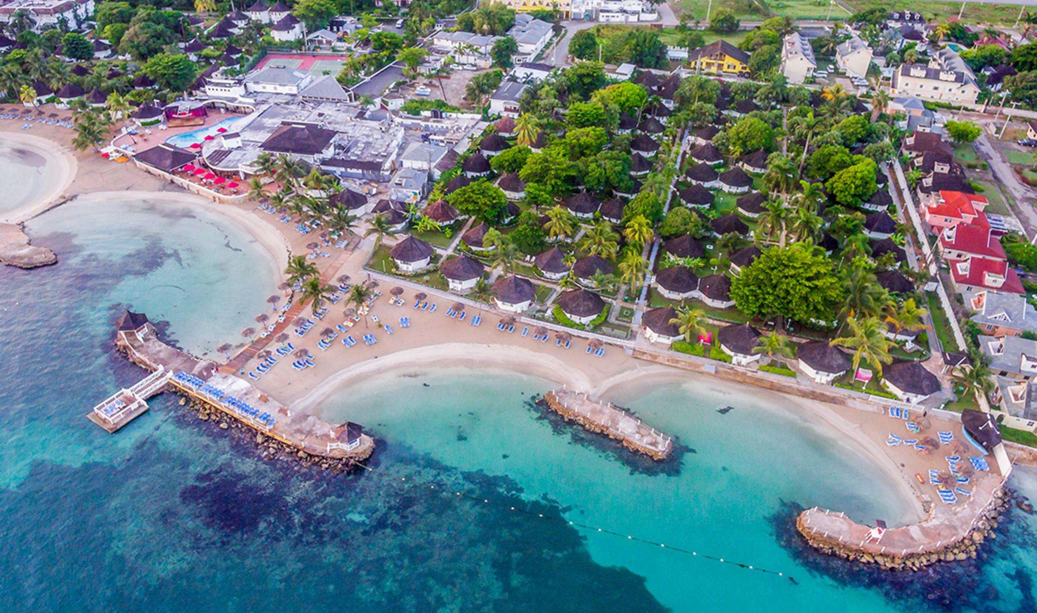 Resort Decameron Club Caribbean Runaway Bay, Ramada 3*