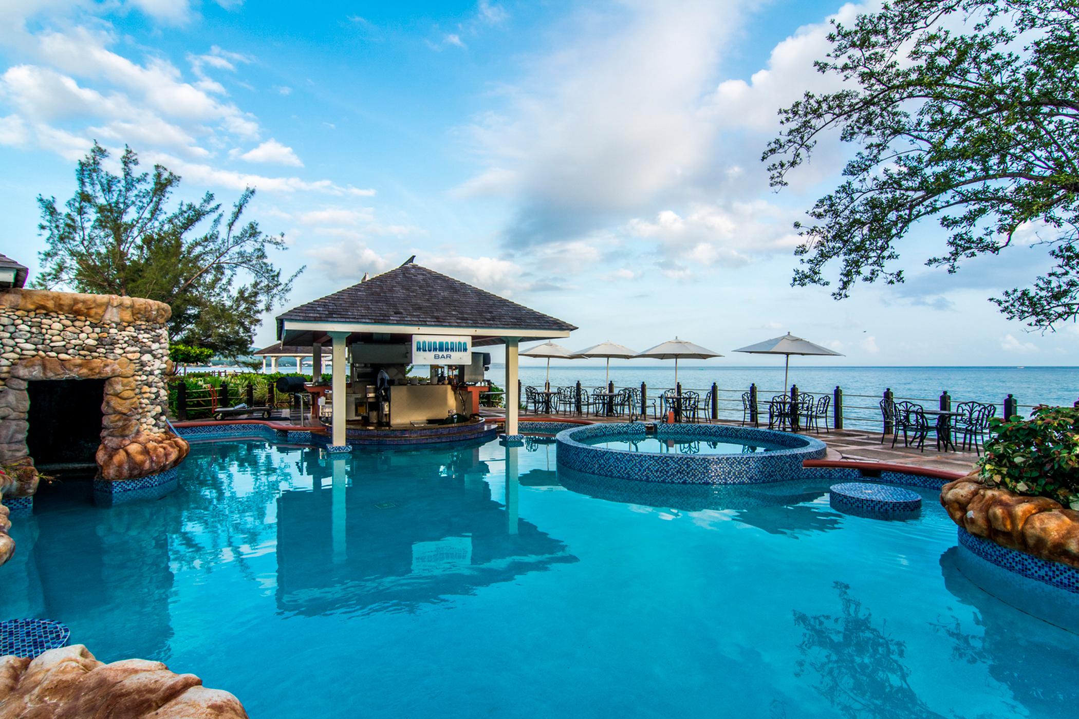 Jewel Paradise Cove Adult &