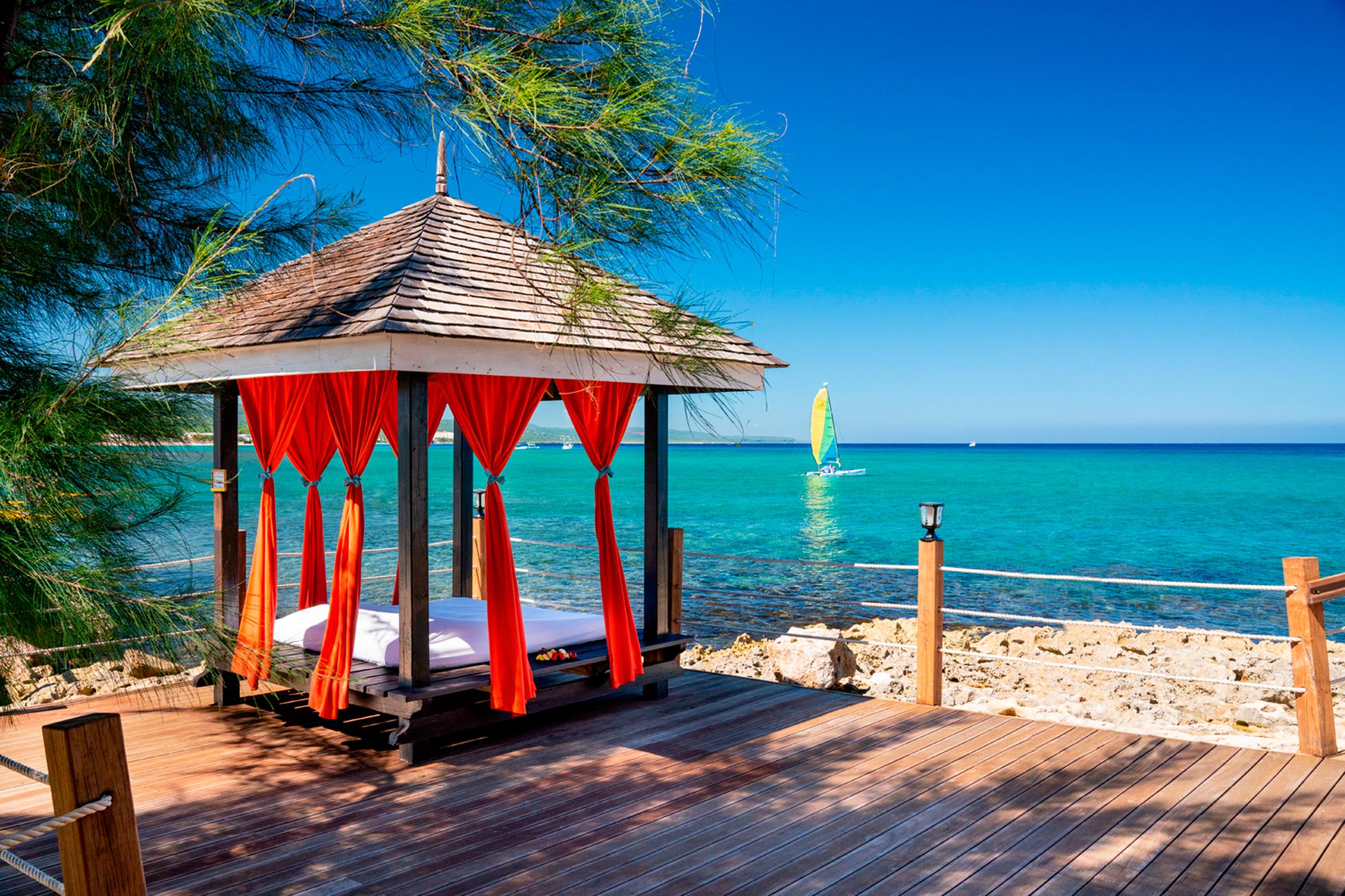 Jewel Paradise Cove Adult &