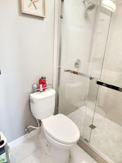 Сasa de vacaciones Brand New Luxurious Townhouse In