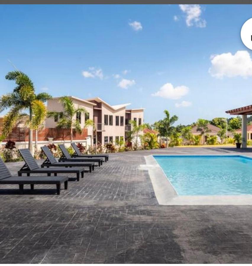 Сasa de vacaciones Luxurious Royale- 5 Min Drive To *