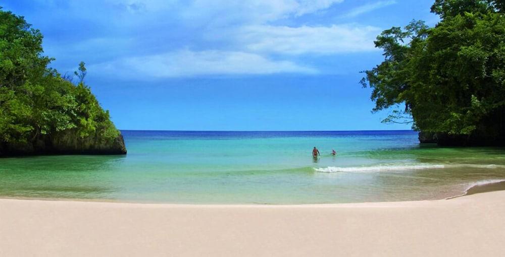 Frenchman's Cove Port Antonio