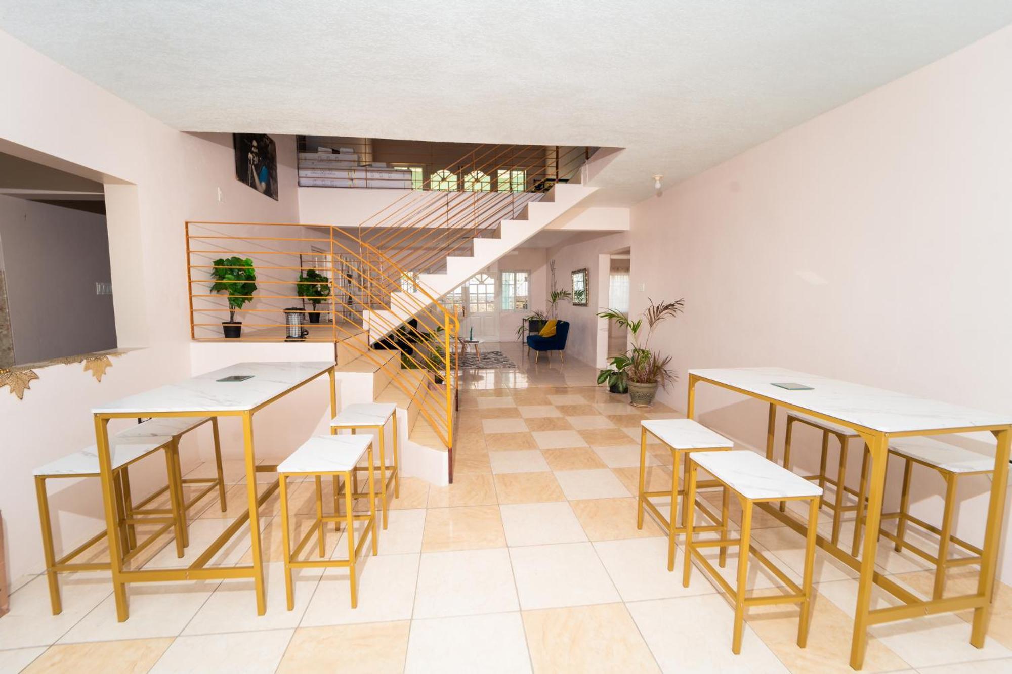 Bell Air Seaview Guest house