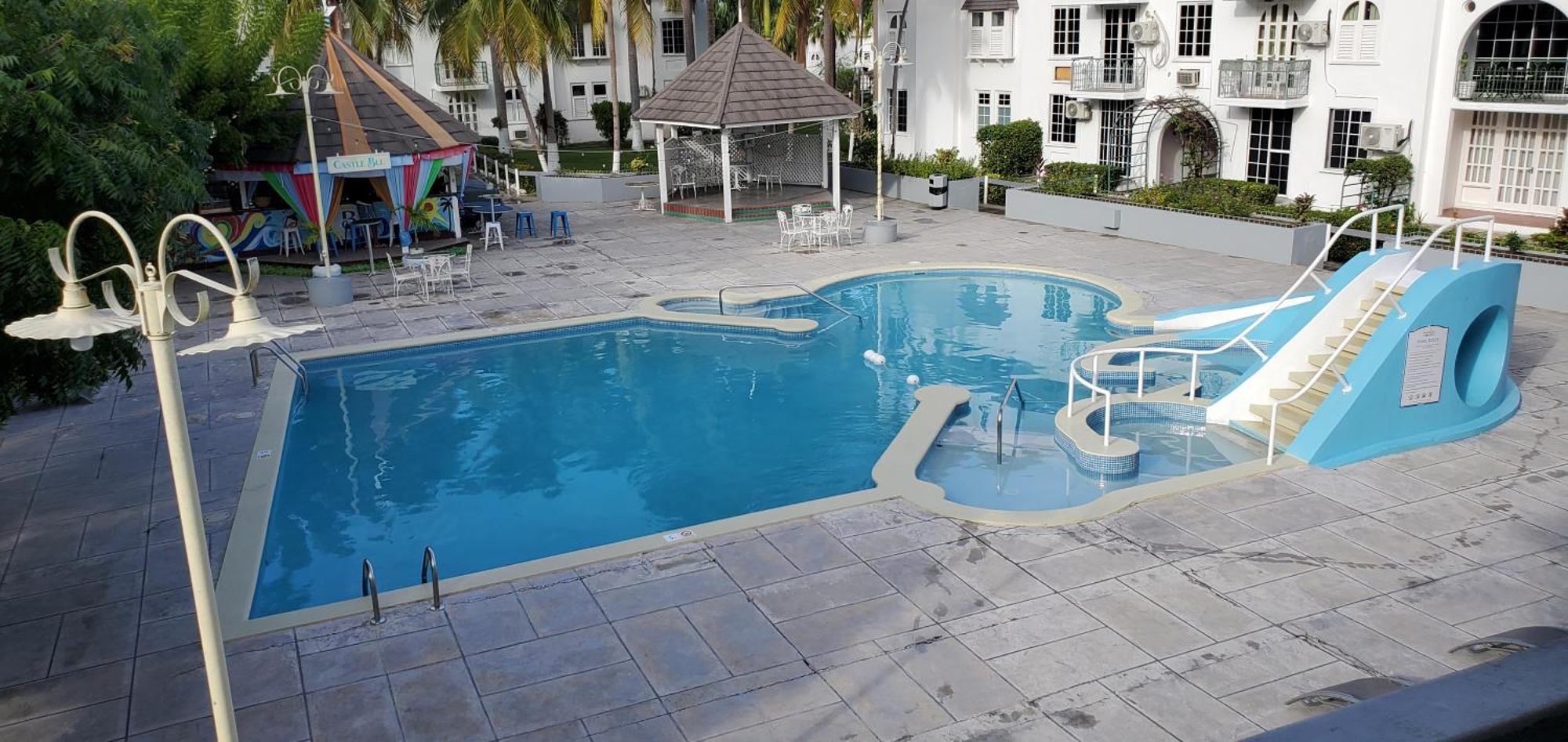 Aparthotel Sandcastles Resort, *