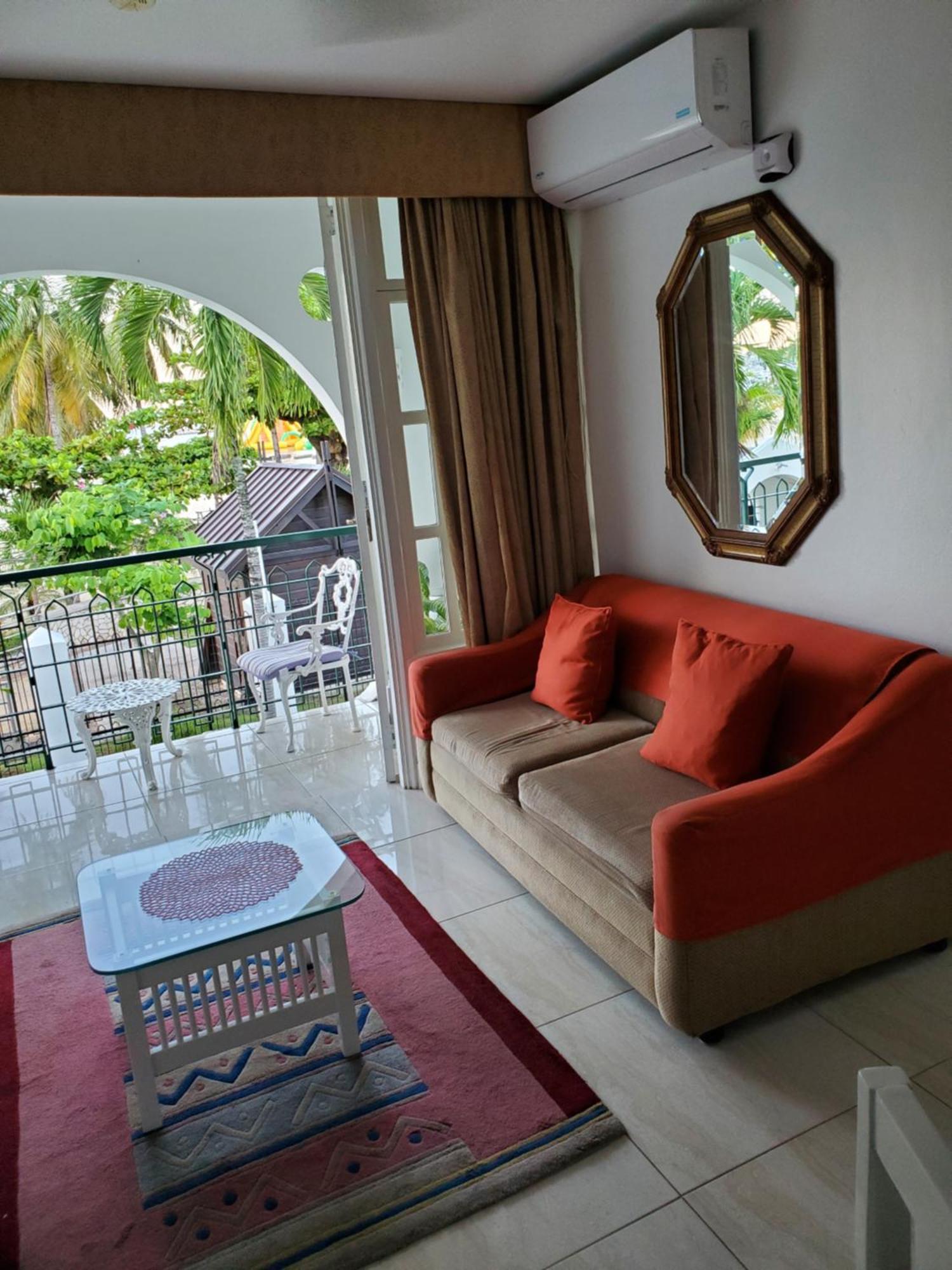 Aparthotel Sandcastles Resort, Ocho Rios