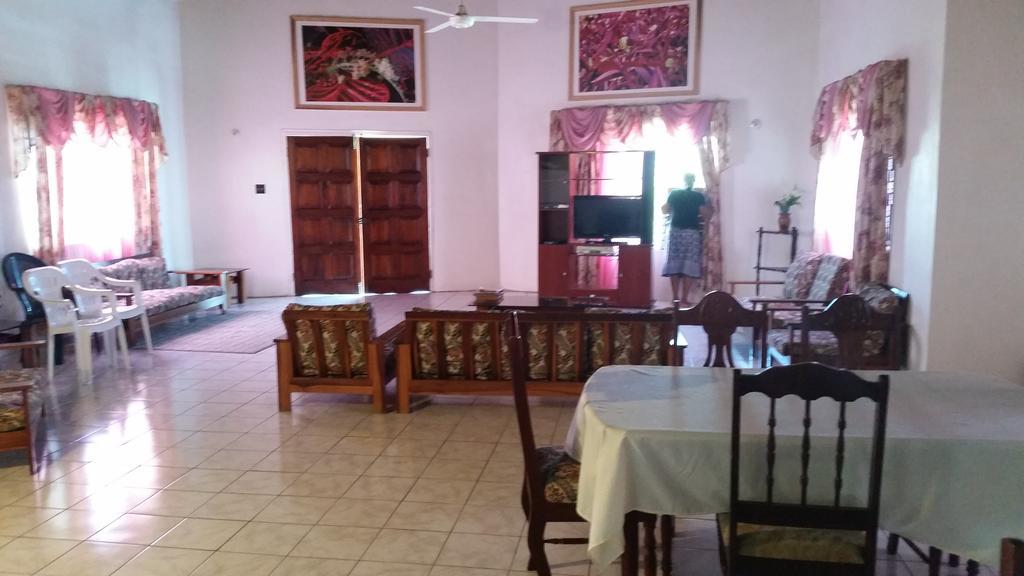 Lincoln Liberty Manor