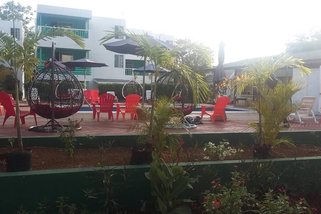 Apartamento On 7 Mile At Club