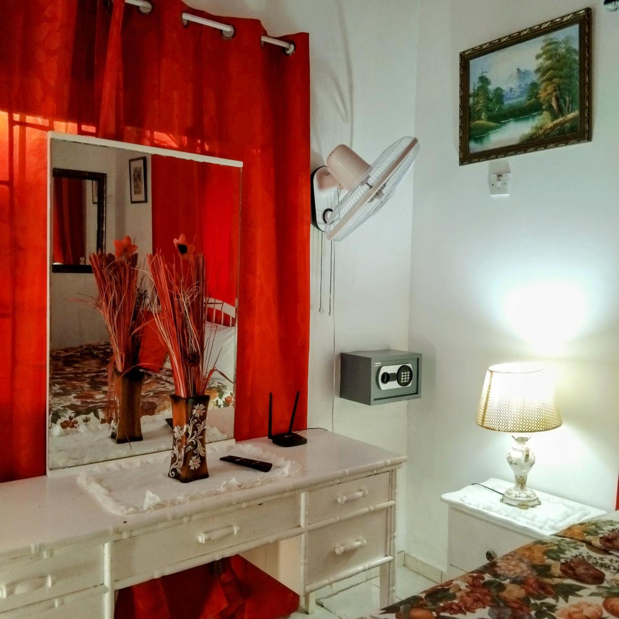 237 Bratton Avenue Guest house