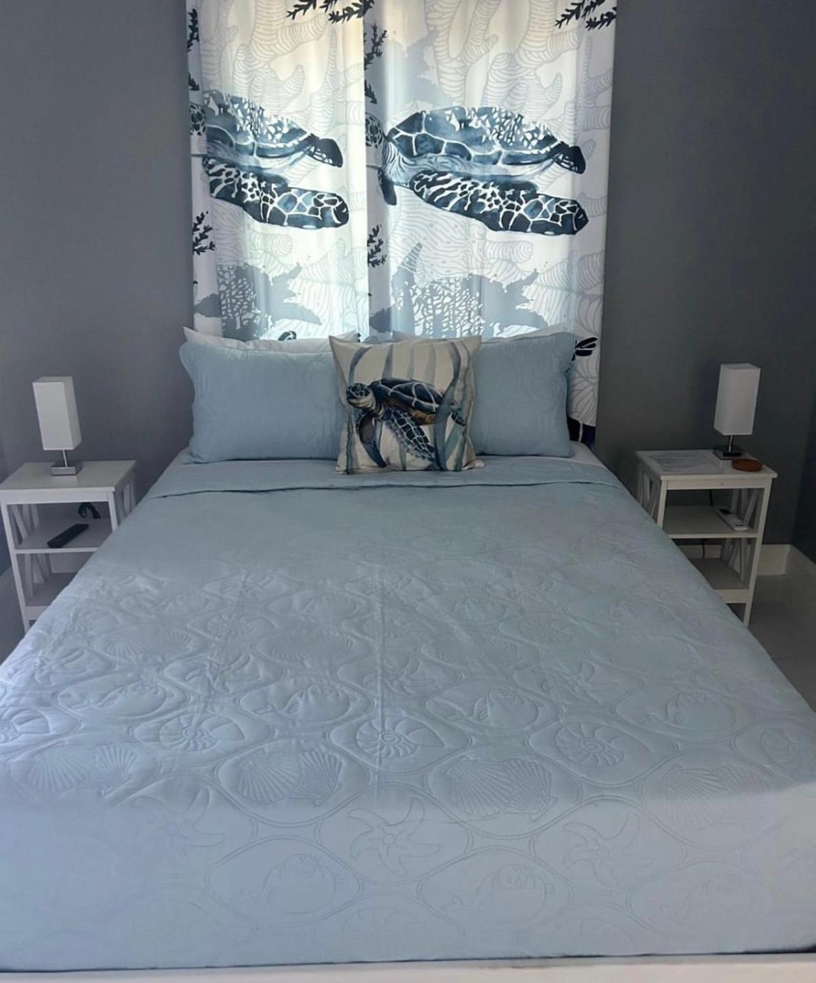 Guest house Paradise Point Company Limited