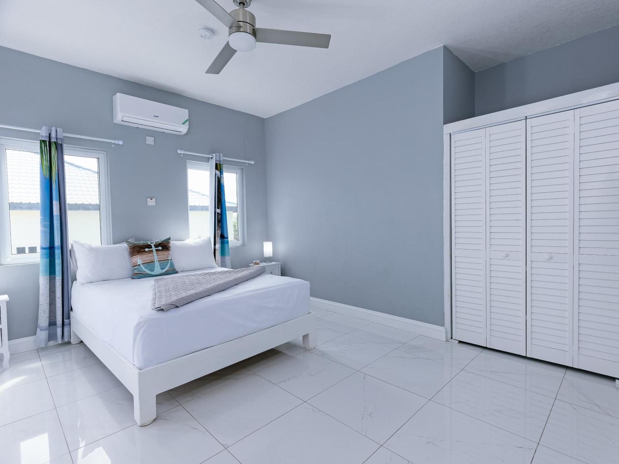 Paradise Point Company Limited Guest house