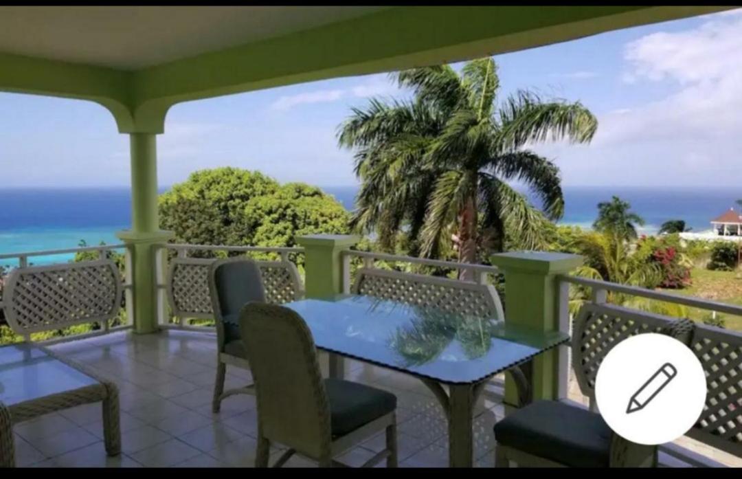 Homestay Montego Bay Guesthouse