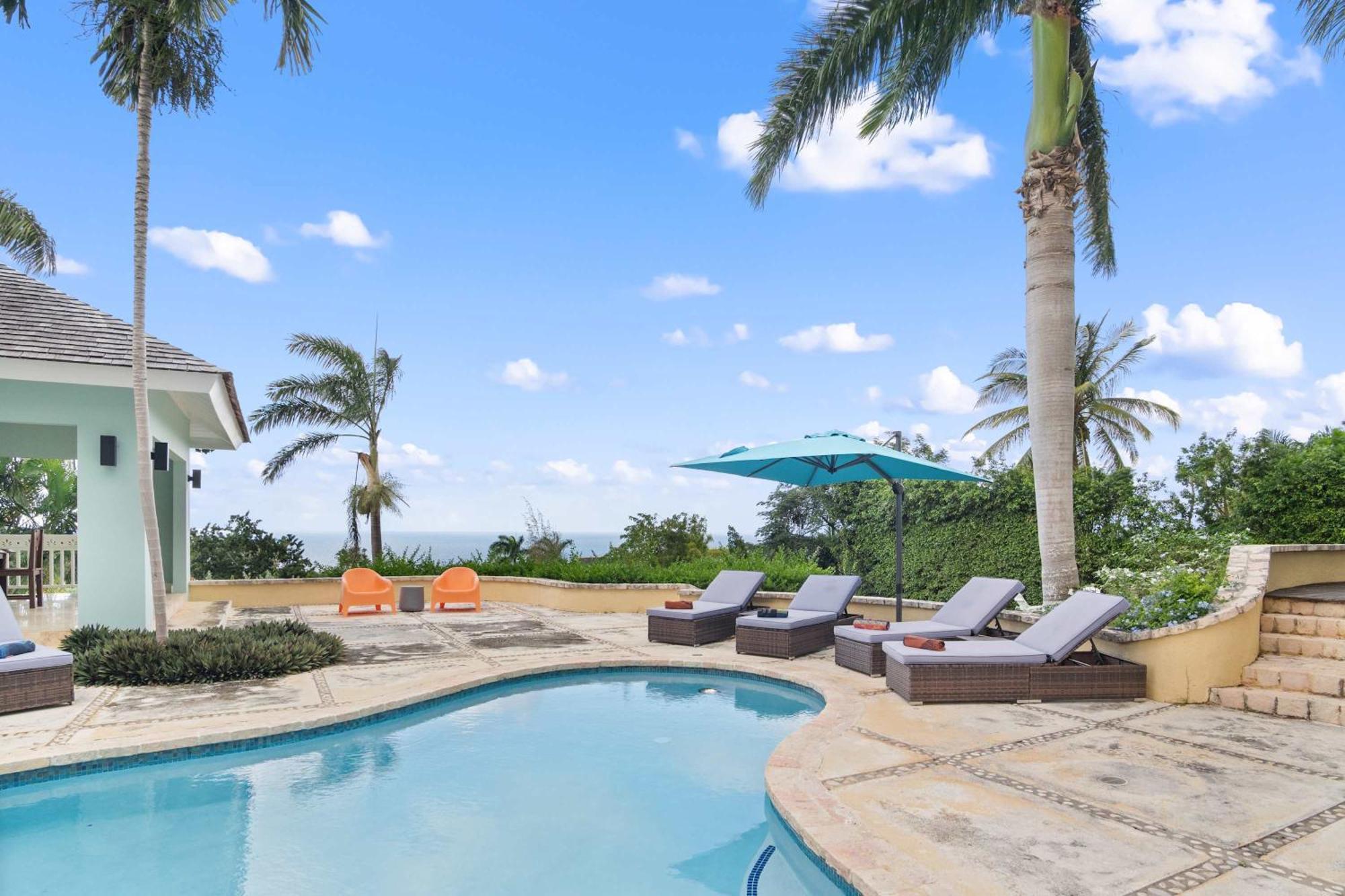 Hospitality Expert Greens: 6br Pool Chef *