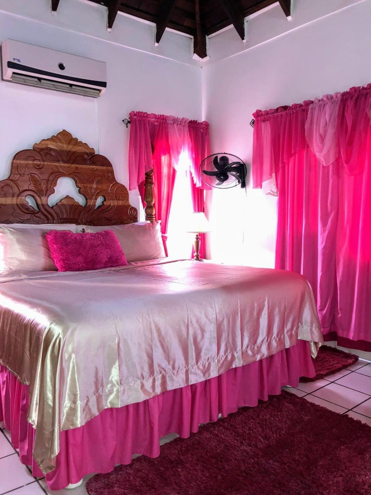 Guest house 237 Bratton Avenue Montego Bay