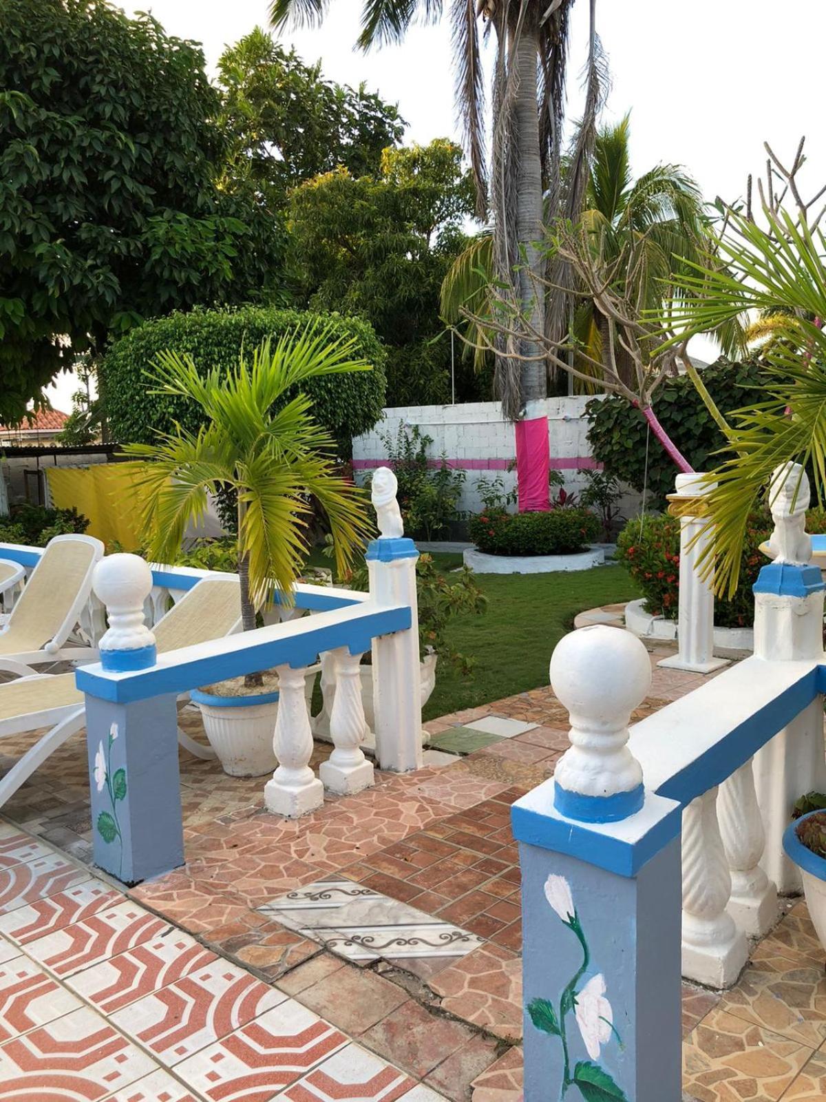 Guest house 237 Bratton Avenue Montego Bay