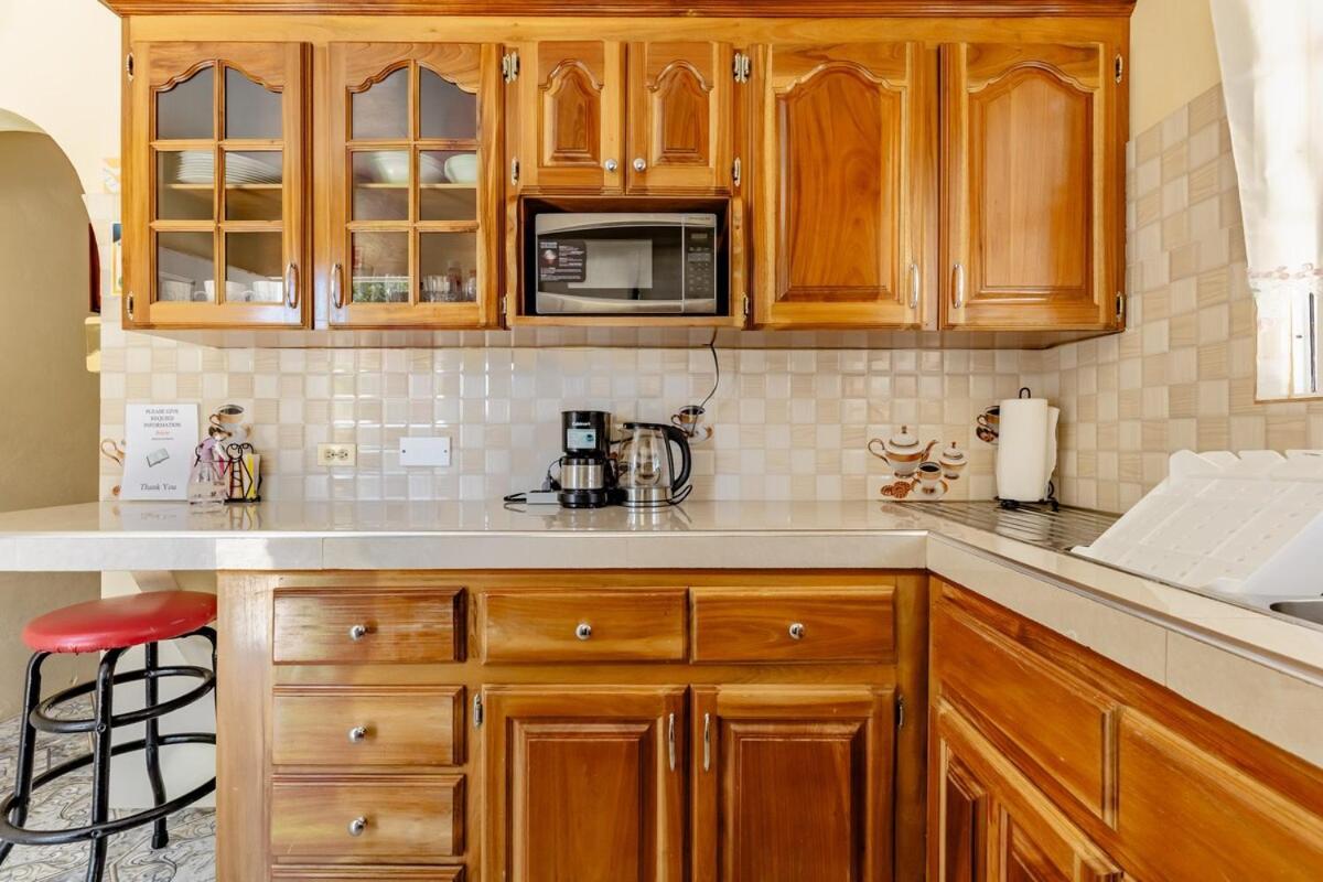 Rockside - Oceanfront Paradise With Stunning Views Holiday home *
