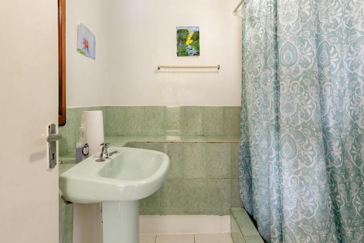 Rockside - Oceanfront Paradise With Stunning Views Holiday home *