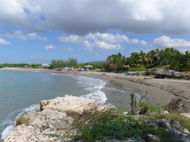 Rockside - Oceanfront Paradise With Stunning Views * Treasure Beach