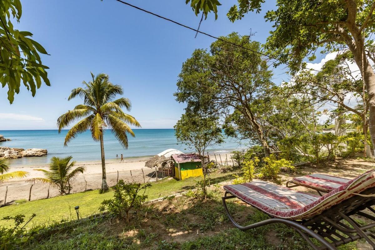 Holiday home Rockside - Oceanfront Paradise With Stunning Views