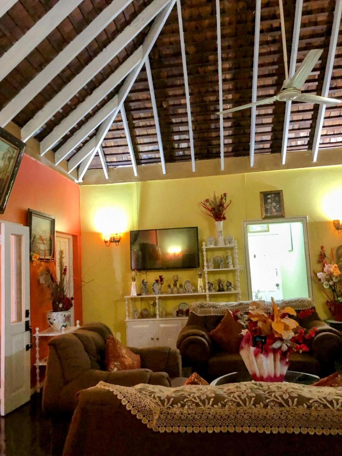 237 Bratton Avenue * Montego Bay