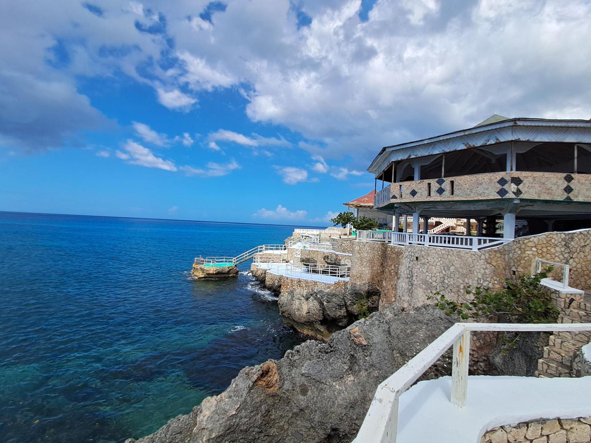 Kaisers Sunset - Adults Only, West End 3*
