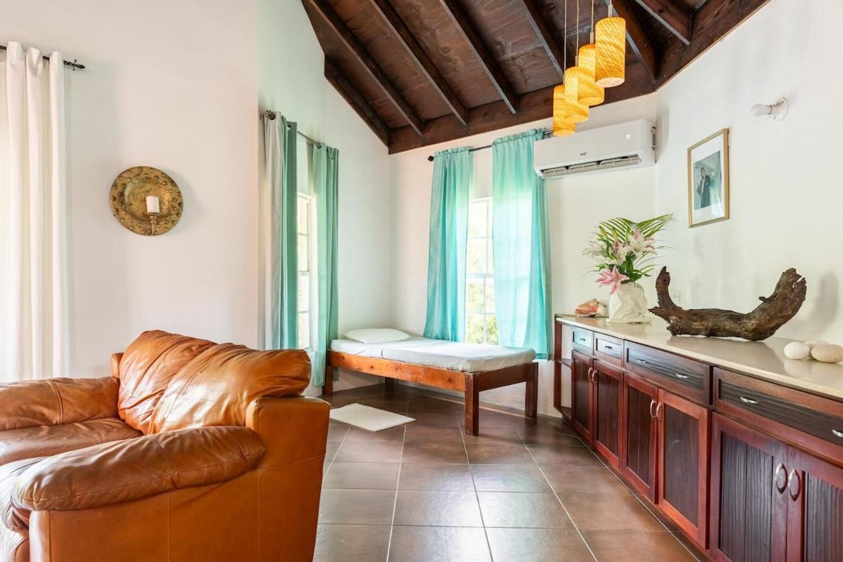 Villa Seaside Retreat -7br, Private And Vip Club