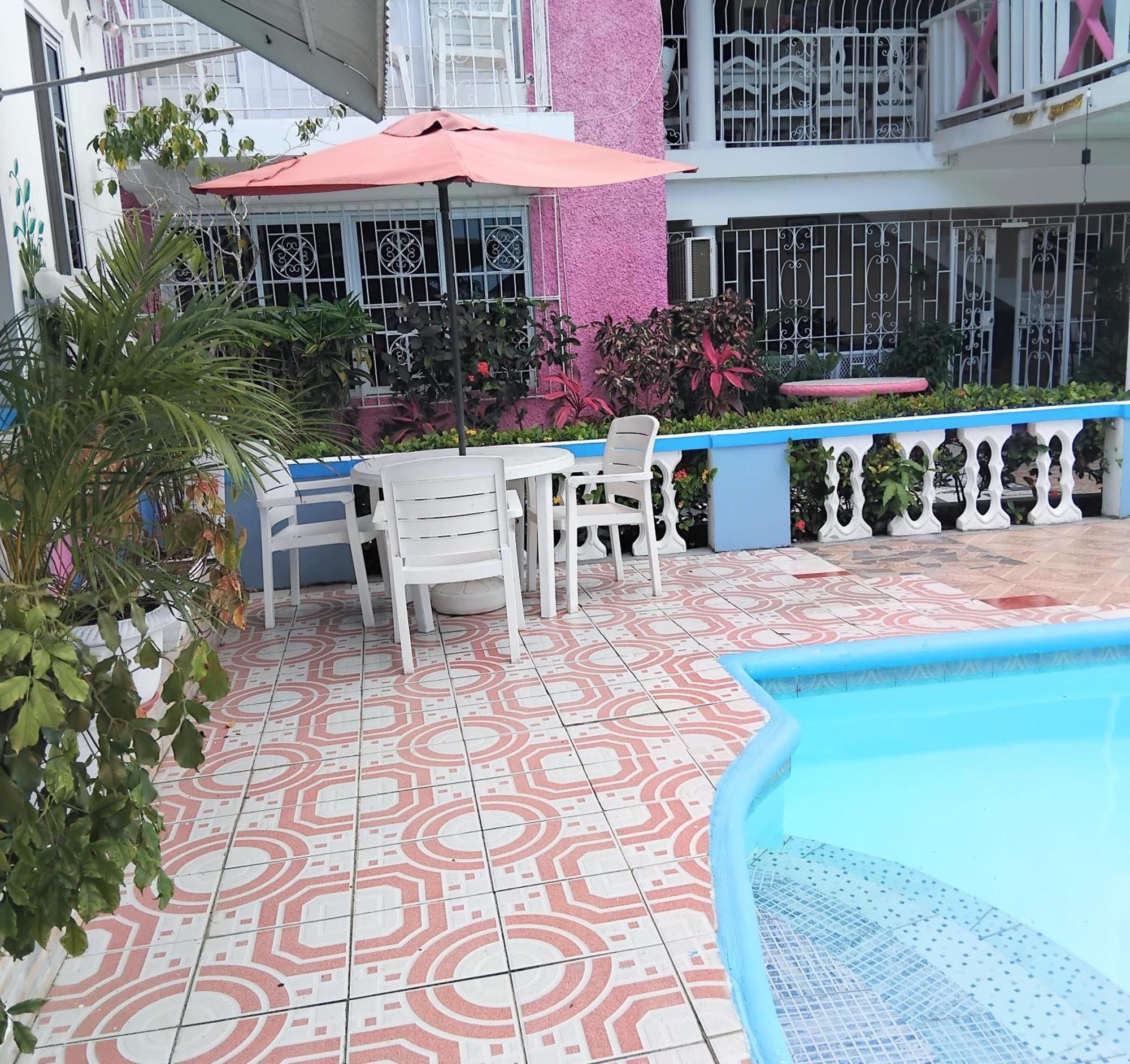237 Bratton Avenue * Montego Bay