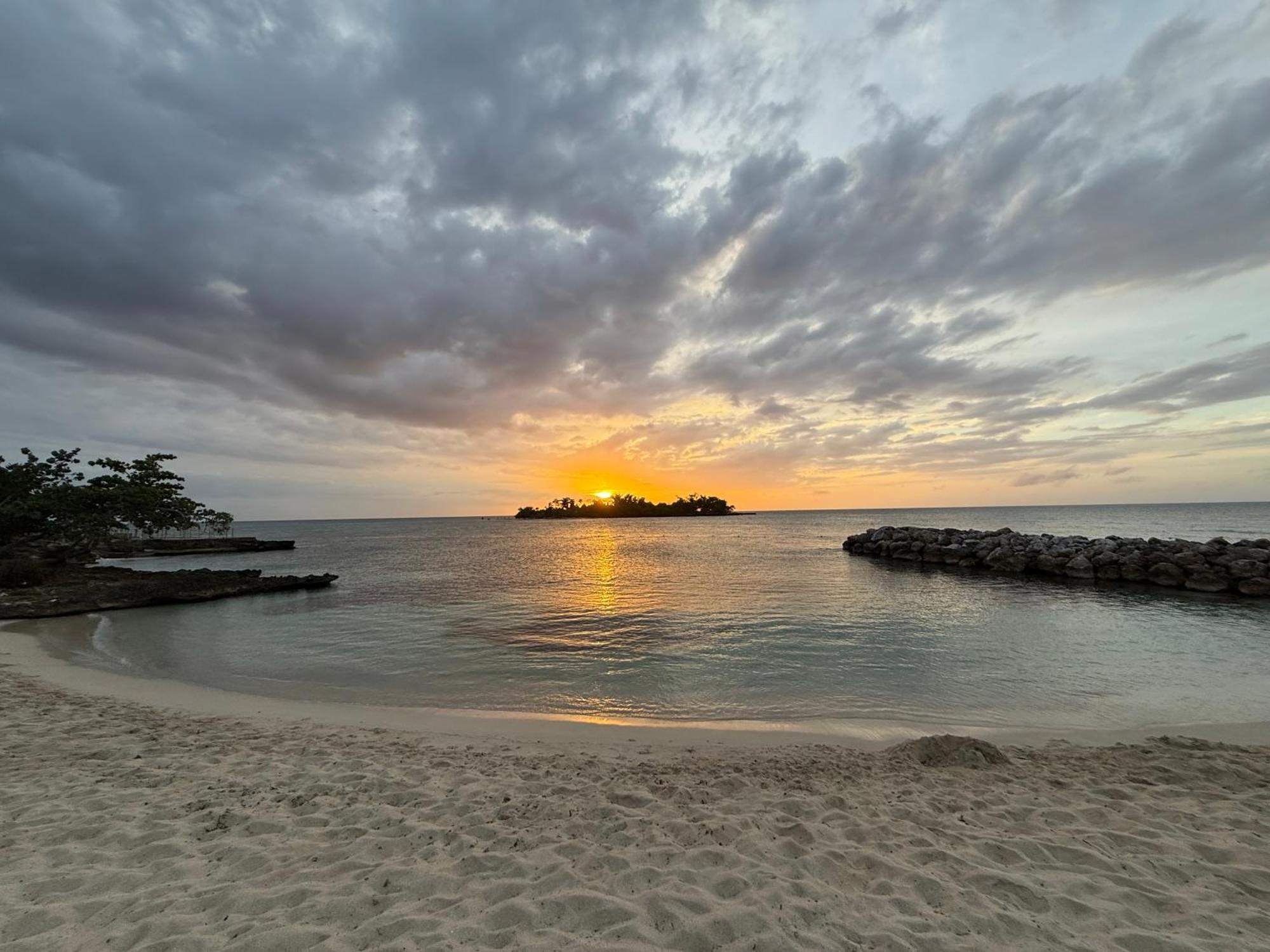 Apartamento Negril Beachfront Oceanview 164 & 145 Orange Bay