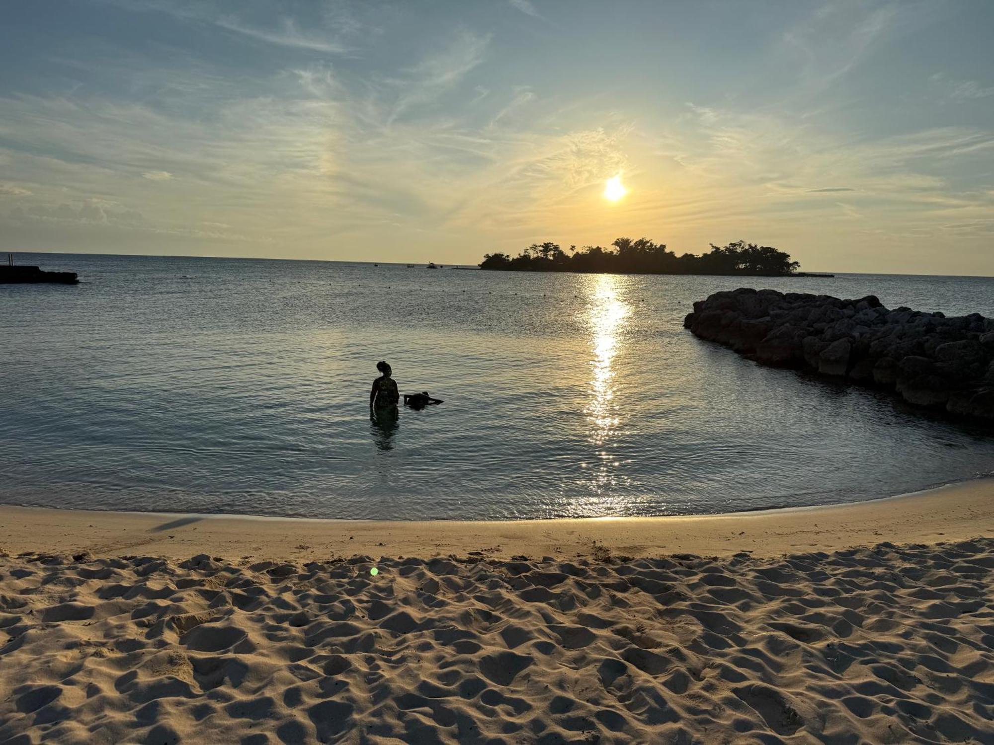 Apartamento Negril Beachfront Oceanview 164 & 145