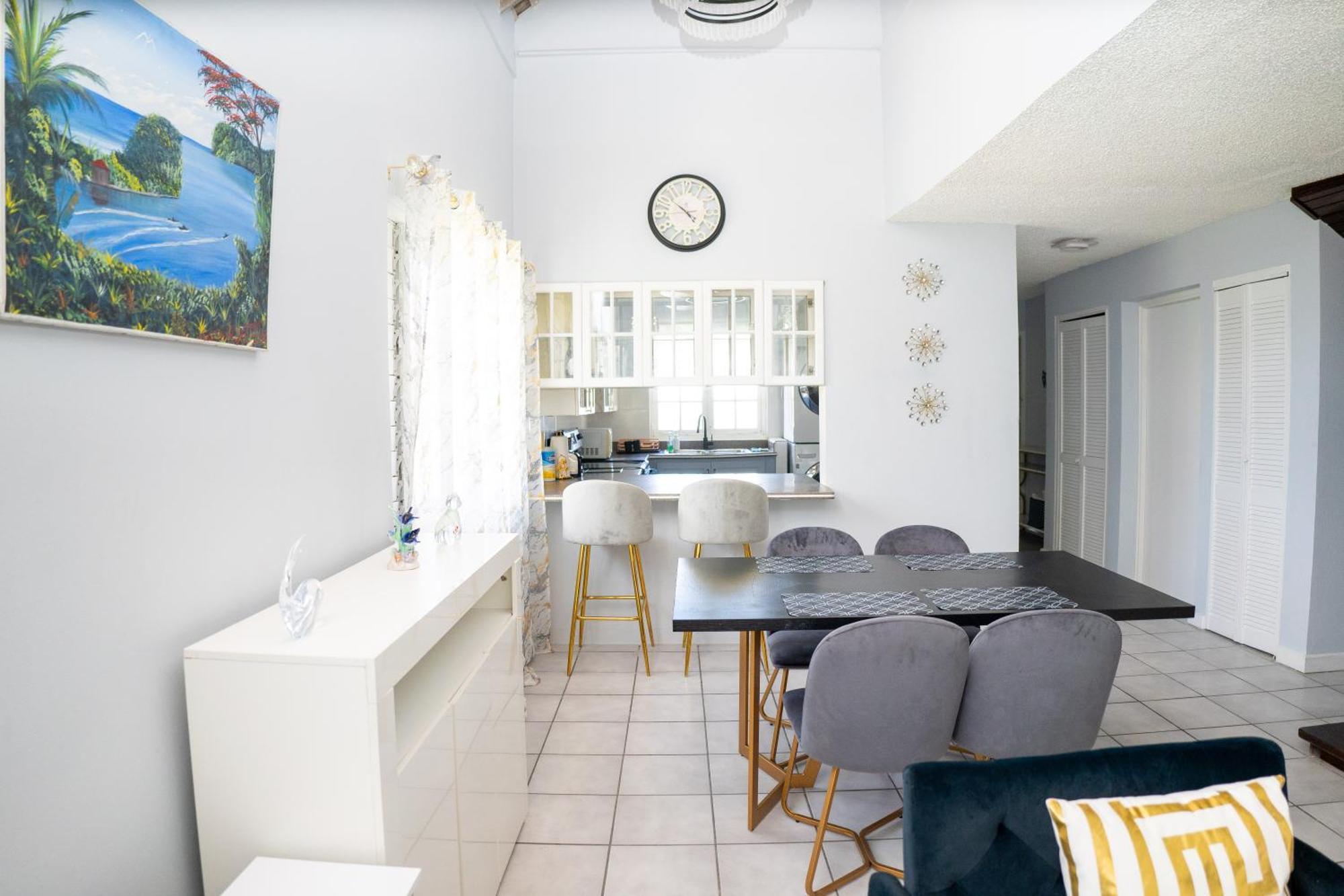 Apartment Dejai On The Bay *