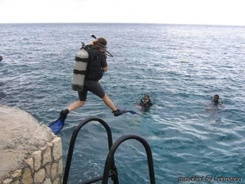 Escape And Negril