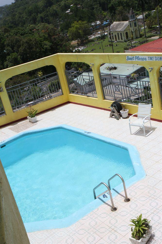 Executive Shaw Park Ocho Ríos