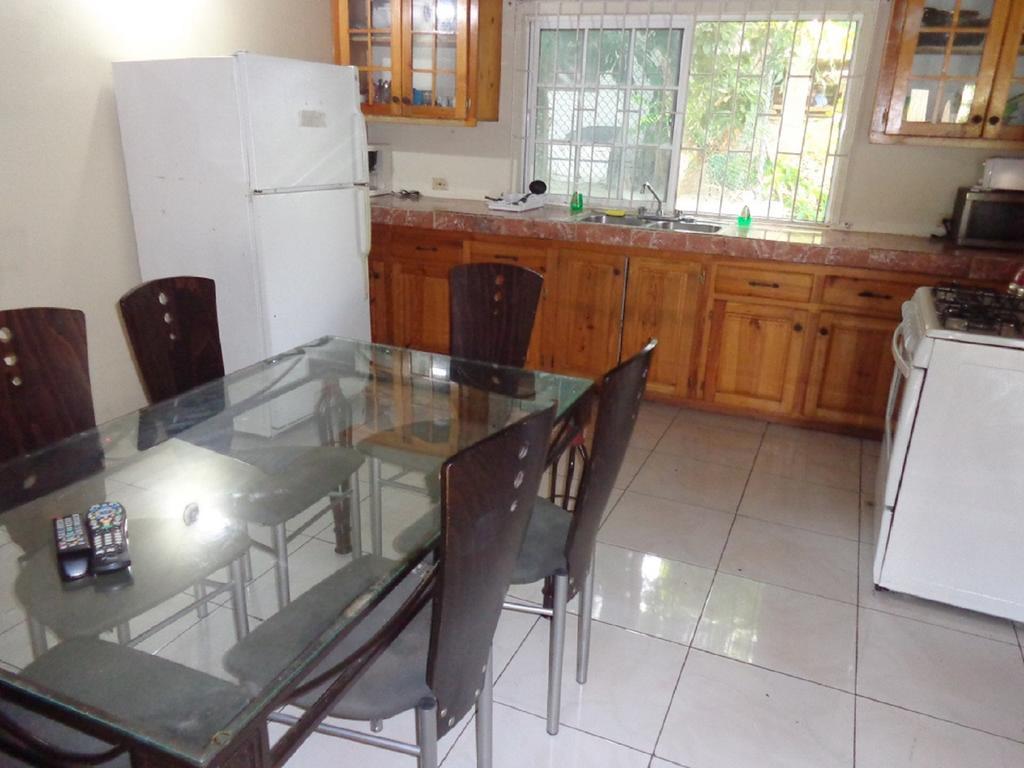 Pensión Bethel Court Montego Bay