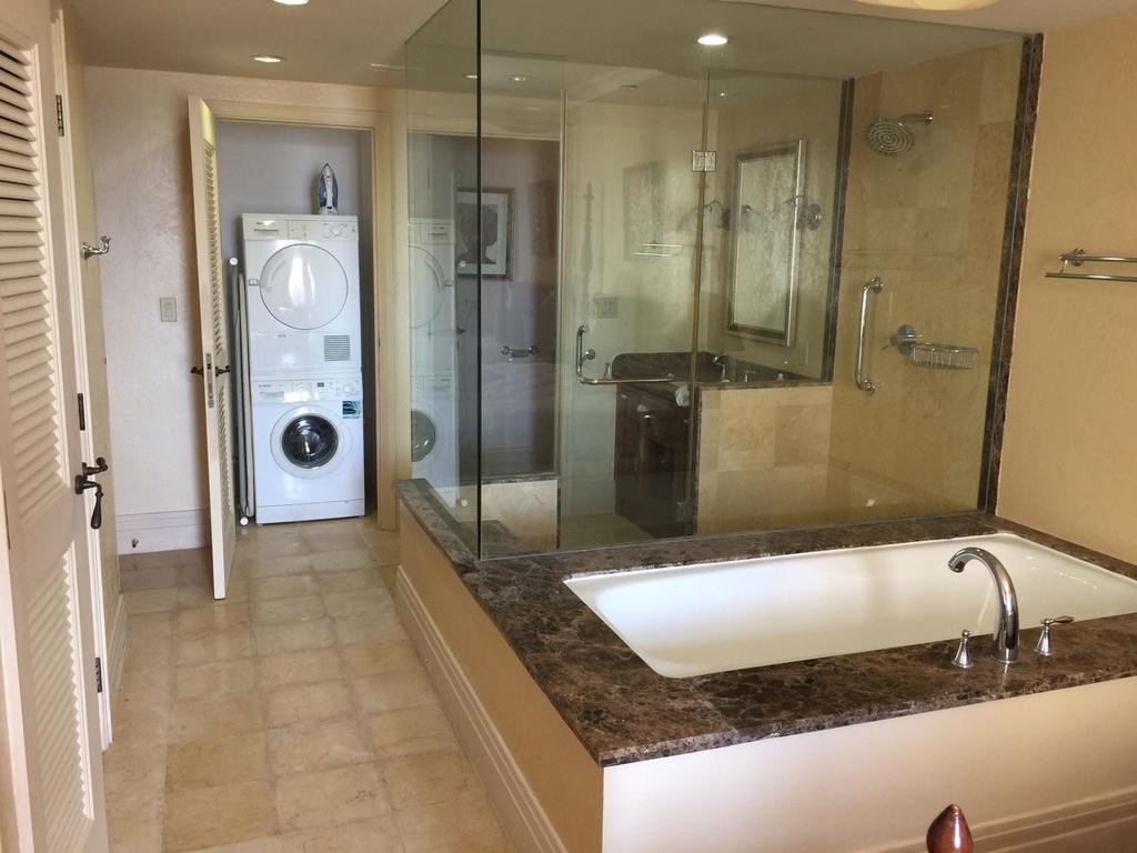 Paradise Found Apartment