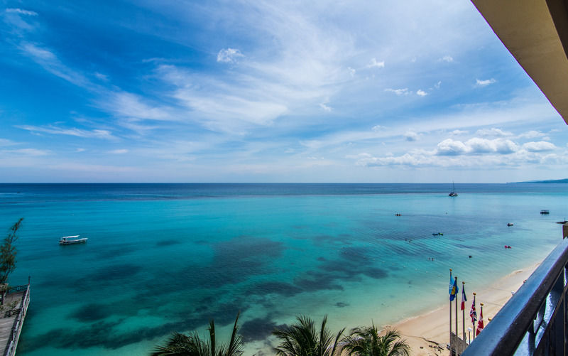 Jewel Dunn's River Adult & Ocho Rios