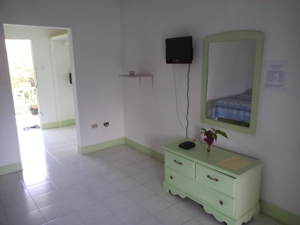 Hotel The Royal Hummingbird Negril