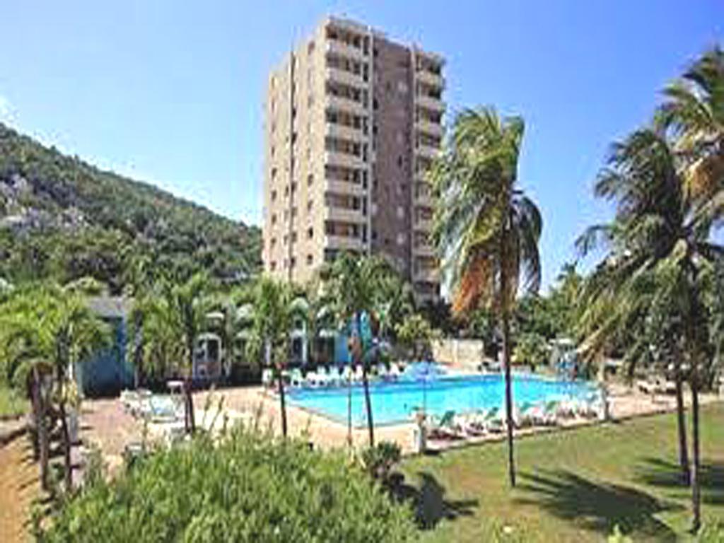 Turtle Towers 22 C - Apartamento Ocho Ríos