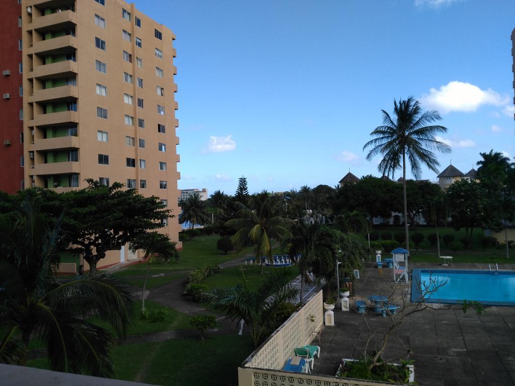 Turtle Towers 22 C - Apartamento Ocho Ríos