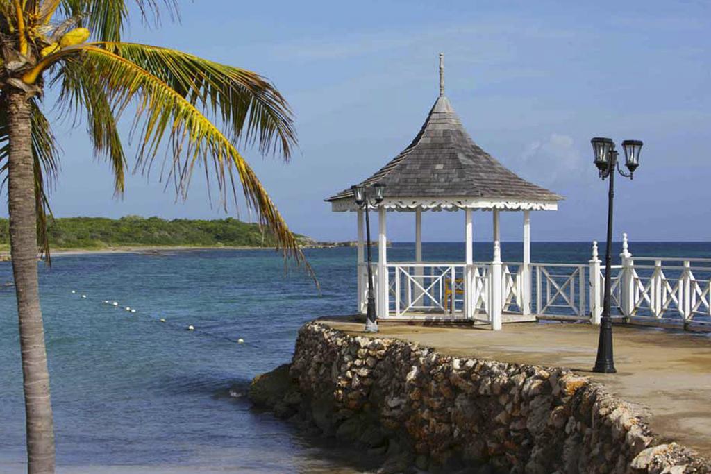 Resort Decameron Club Caribbean Runaway Bay, Ramada