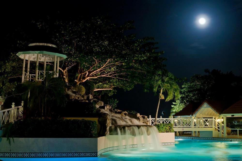 Resort Jewel Dunn's River Adult &
