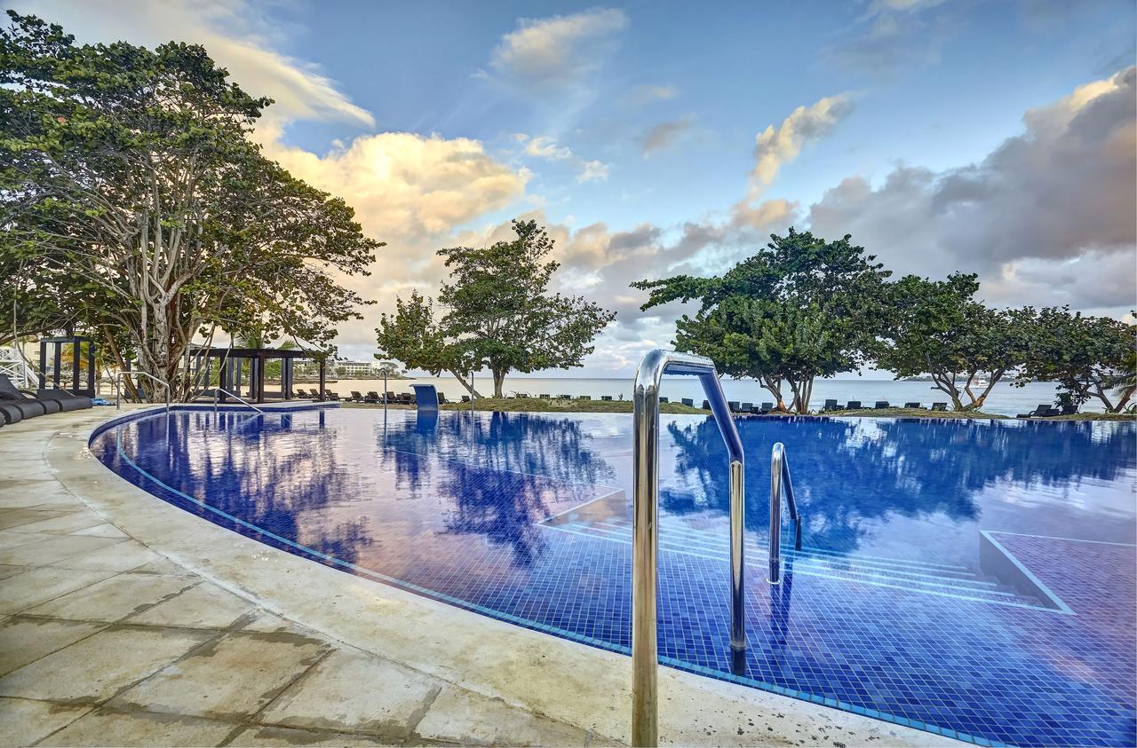 Royalton Negril, An Autograph Collection 5*