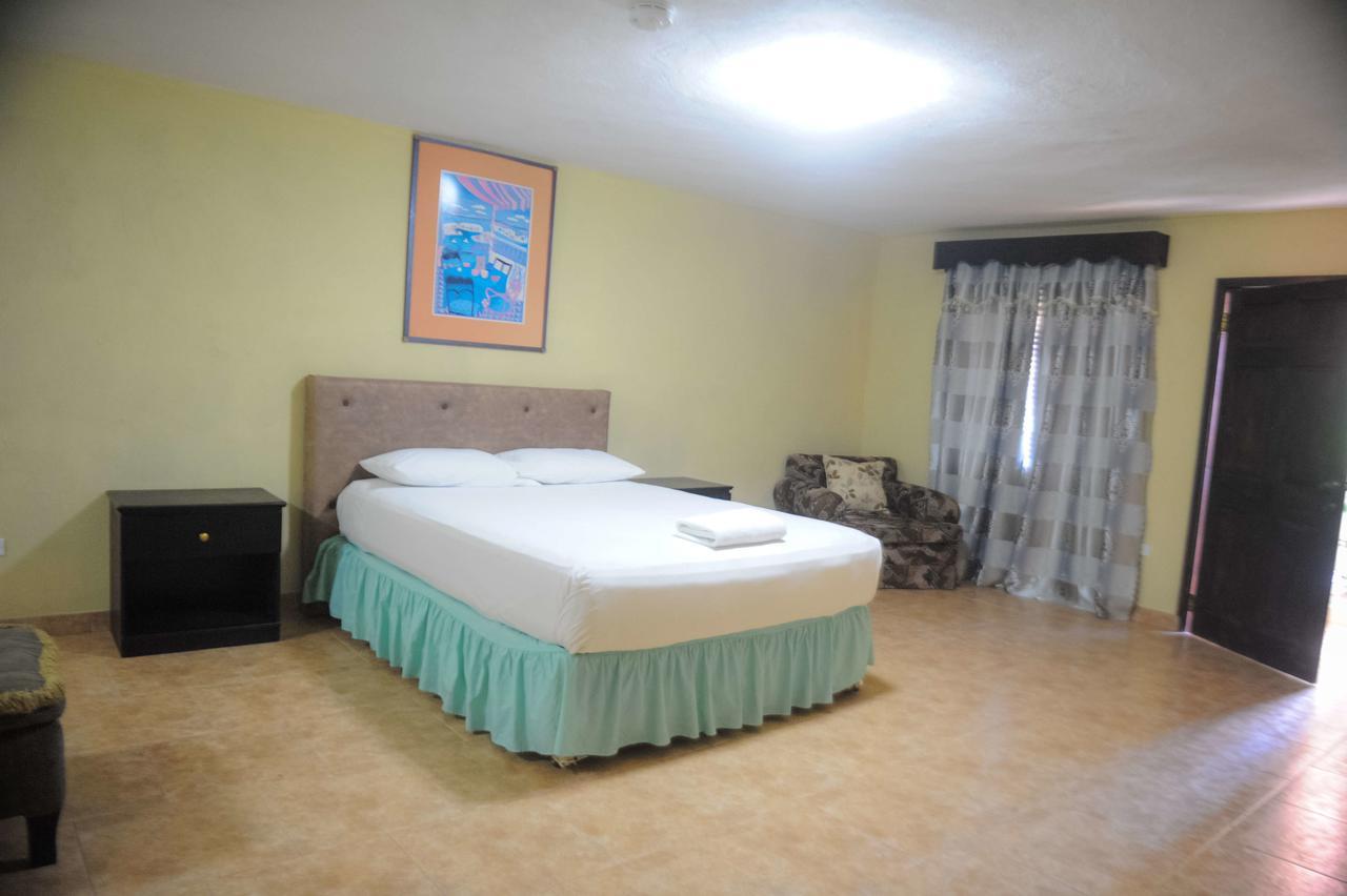 Rosehall Deluxe Bed and breakfast