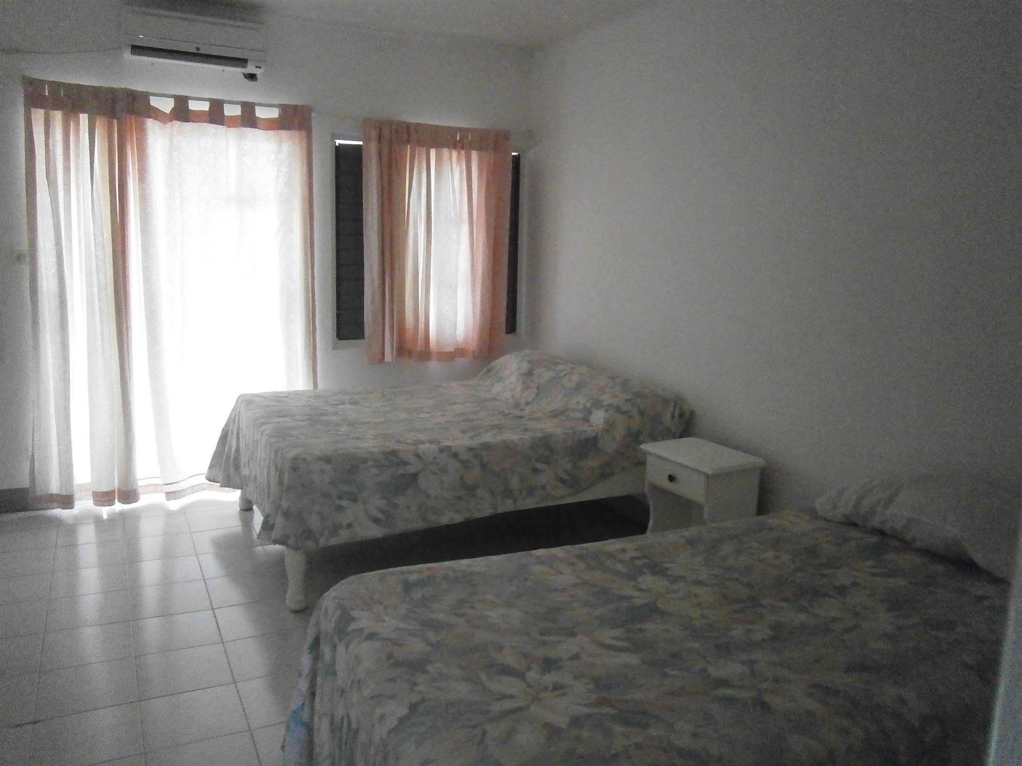 The Royal Hummingbird Negril
